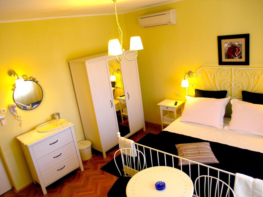 מלון Palit House Rozi מראה חיצוני תמונה